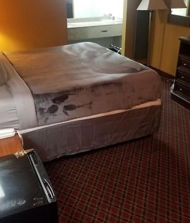 סטילווטר Hotel 2 Queen Beds Hotel Room 106 Wi-Fi Booking מראה חיצוני תמונה